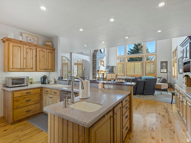 861 N 1100 E, Pleasant Grove, UT 84062