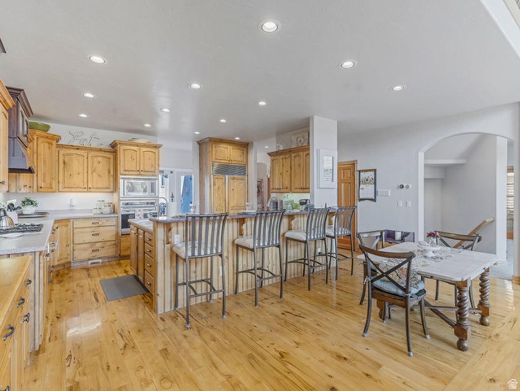 Image 16 of property listing at 861 N 1100 E, Pleasant Grove, UT 84062