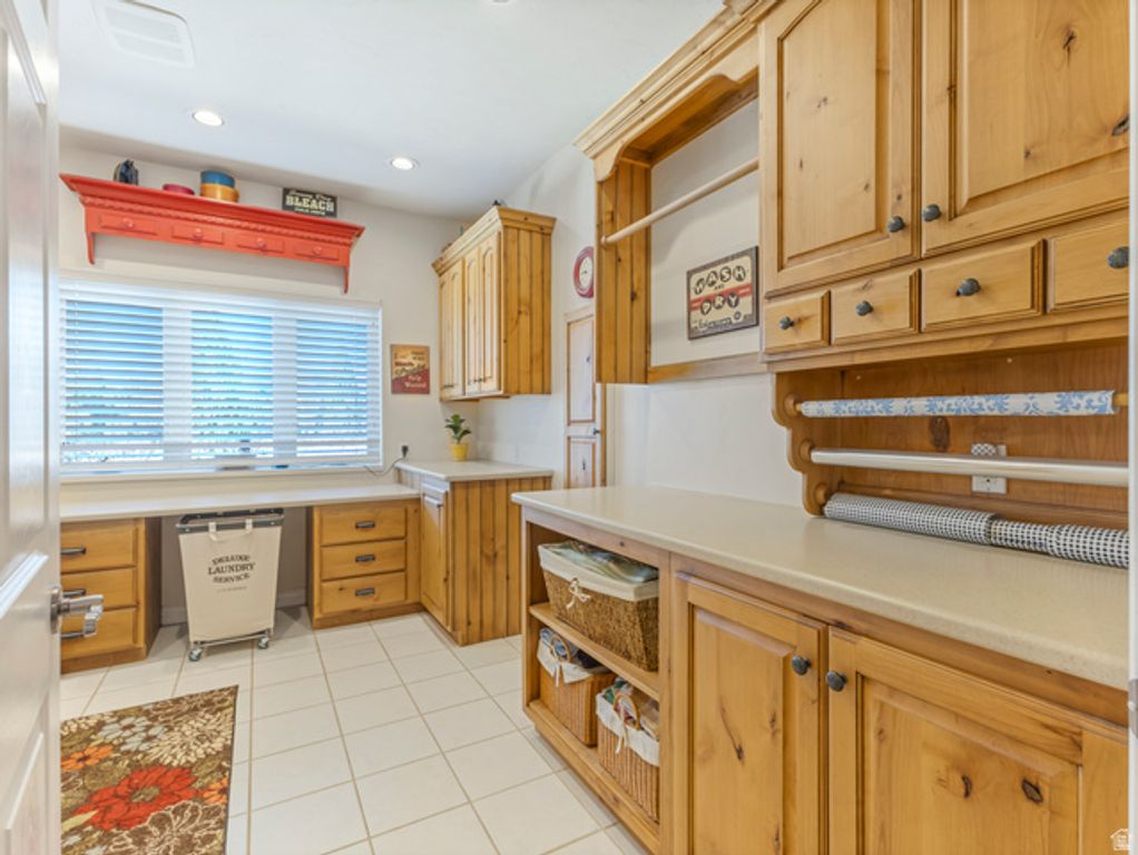 Image 22 of property listing at 861 N 1100 E, Pleasant Grove, UT 84062