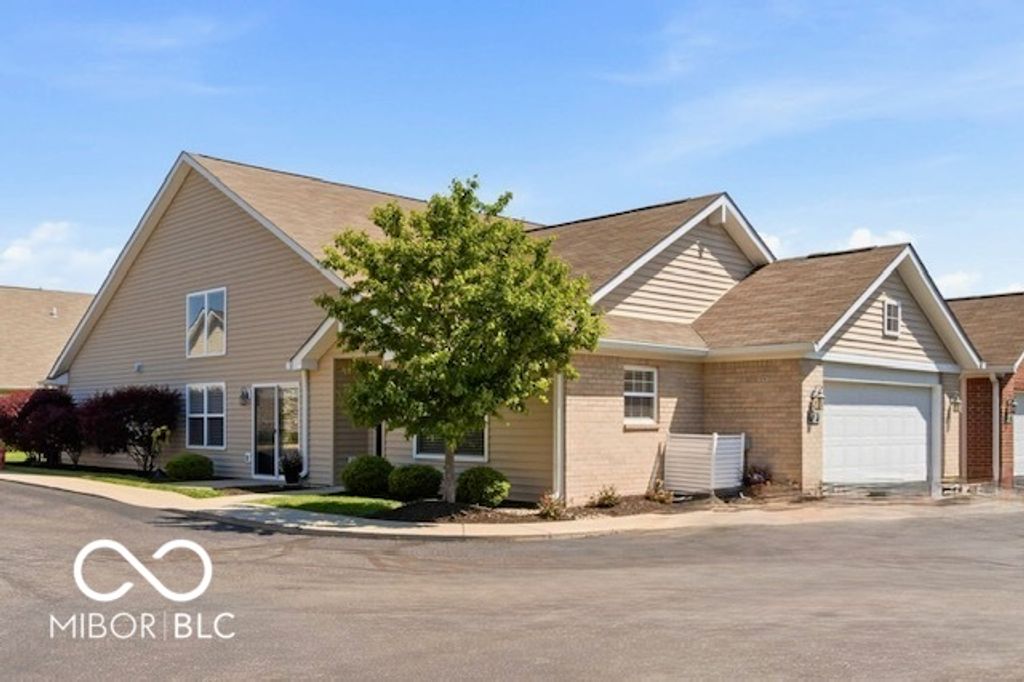 9733 Windy Lane 100, Fishers, IN 46037