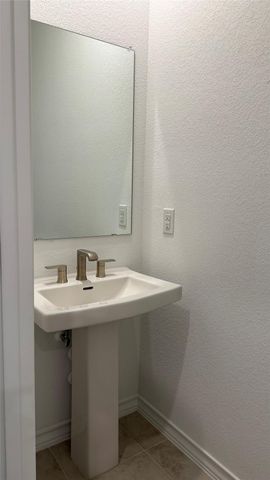 2904 St Regis DR, Pflugerville, TX 78660