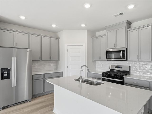 131 Gibbon Way, Gray Court, SC 29645