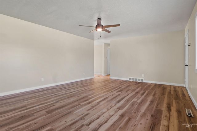 520 N Birch St, Jerome, ID 83338