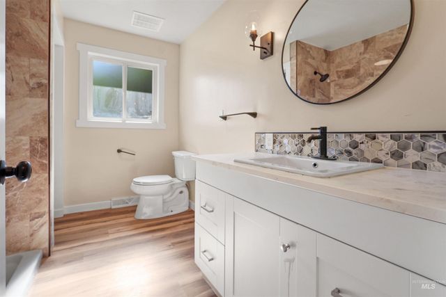 520 N Birch St, Jerome, ID 83338