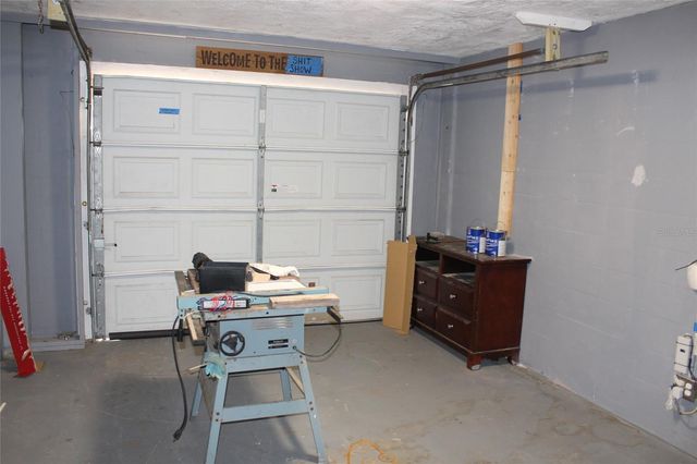 8120 7TH STREET N, St Petersburg, FL 33702