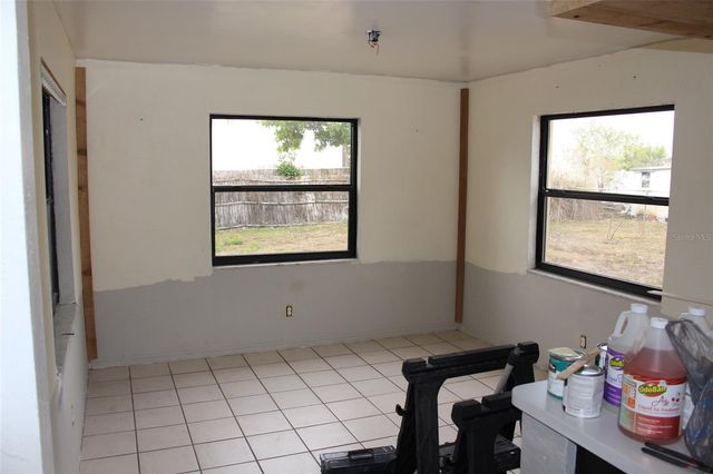 8120 7TH STREET N, St Petersburg, FL 33702