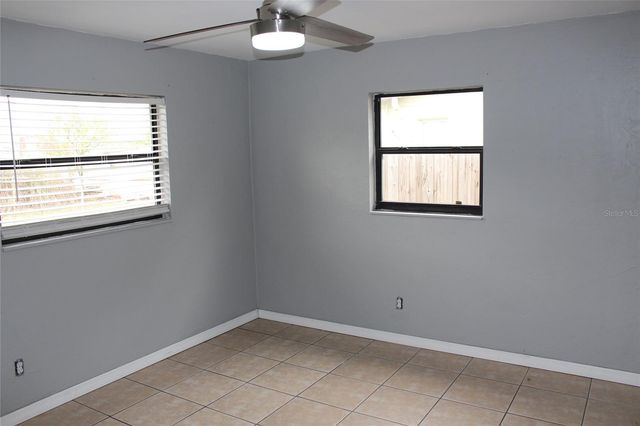 8120 7TH STREET N, St Petersburg, FL 33702