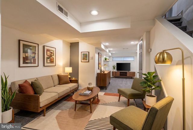 5708 N WOODSTOCK ST, Philadelphia, PA 19138