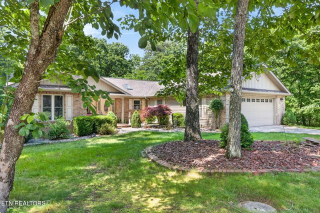 657 Lakeview Drive, Crossville, TN 38558