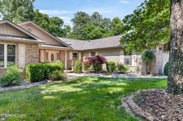 657 Lakeview Drive, Crossville, TN 38558
