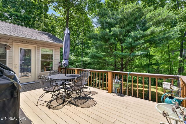 657 Lakeview Drive, Crossville, TN 38558