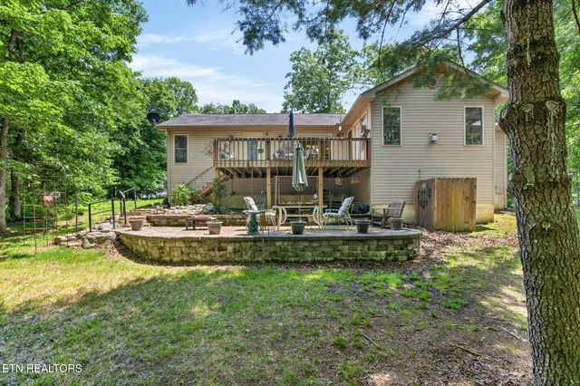 657 Lakeview Drive, Crossville, TN 38558