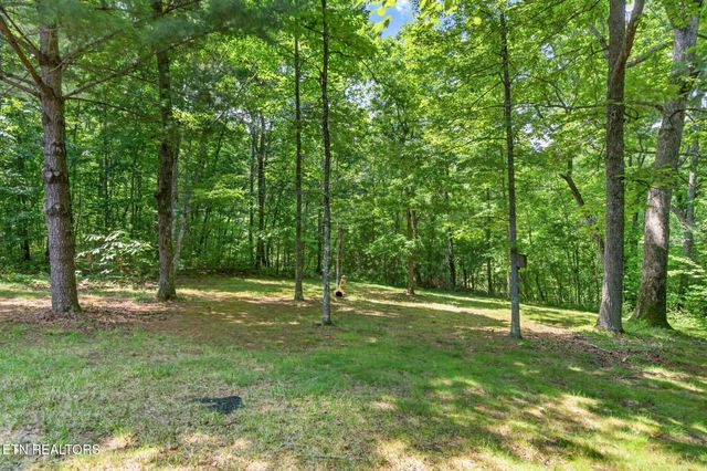 657 Lakeview Drive, Crossville, TN 38558