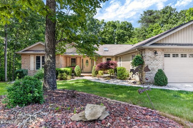 657 Lakeview Drive, Crossville, TN 38558