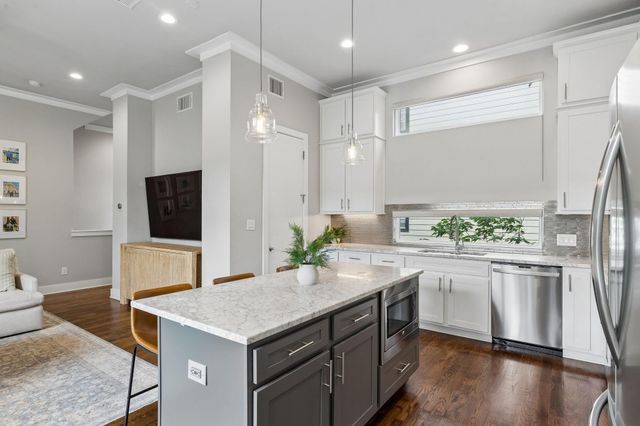 4402 Lafayette Street B, Dallas, TX 75204