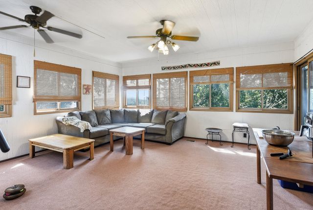 116 S 3RD Street, Council Bluffs, IA 51503