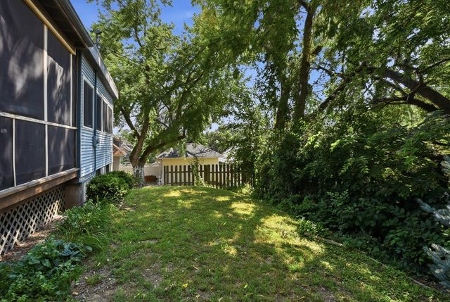 116 S 3RD Street, Council Bluffs, IA 51503