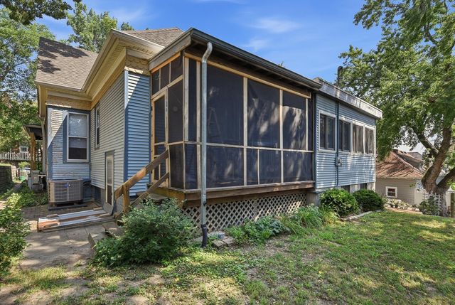 116 S 3RD Street, Council Bluffs, IA 51503