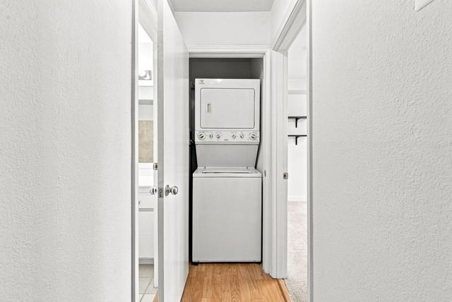 395 Pharr Road NE 208, Atlanta, GA 30305