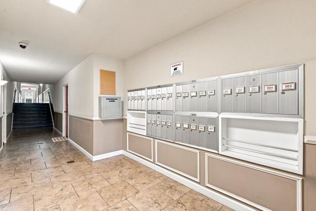 395 Pharr Road NE 208, Atlanta, GA 30305