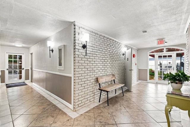 395 Pharr Road NE 208, Atlanta, GA 30305