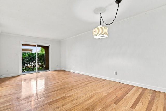 395 Pharr Road NE 208, Atlanta, GA 30305