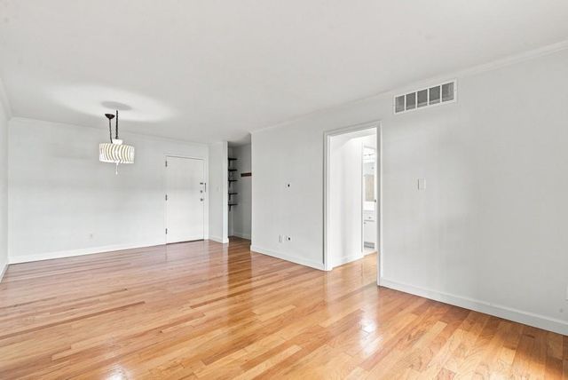 395 Pharr Road NE 208, Atlanta, GA 30305