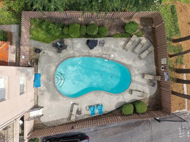 395 Pharr Road NE 208, Atlanta, GA 30305