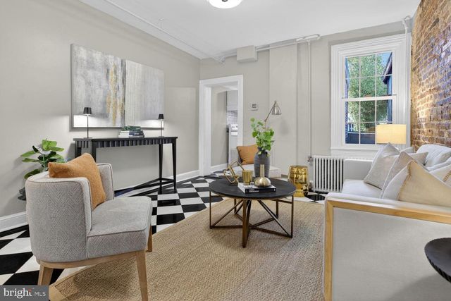 1317 POTOMAC AVE SE, Washington, DC 20003