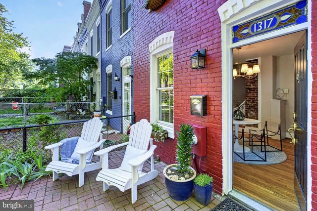 1317 POTOMAC AVE SE, Washington, DC 20003