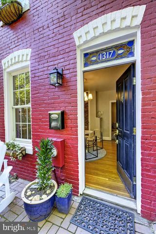 1317 POTOMAC AVE SE, Washington, DC 20003