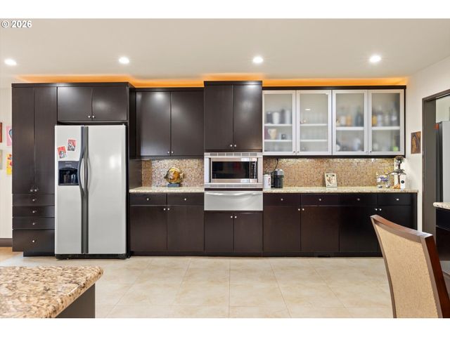 8008 Se EVERGREEN Hwy, Vancouver, WA 98664