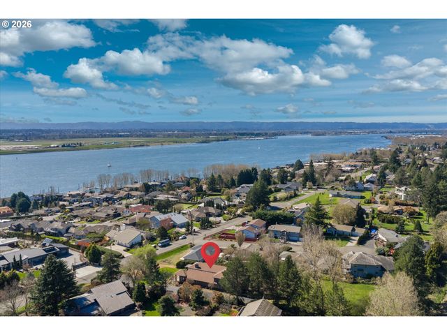 8008 Se EVERGREEN Hwy, Vancouver, WA 98664