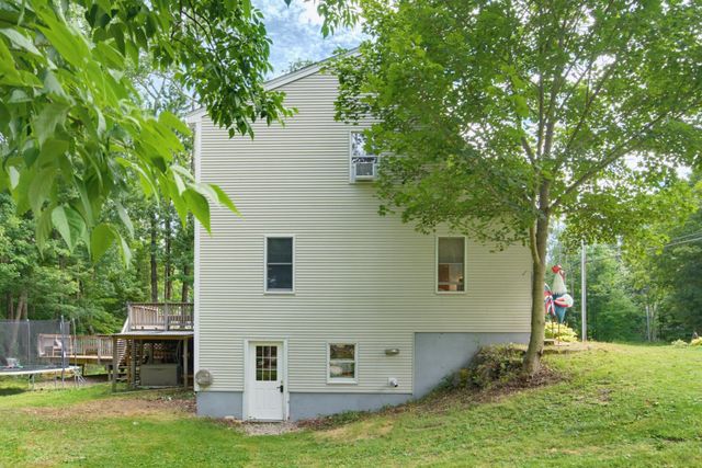 11 Highland Avenue, Antrim, NH 03440
