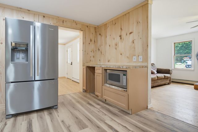 11 Highland Avenue, Antrim, NH 03440