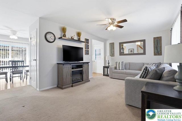 15 Flagler Street, Williams Twp, PA 18042