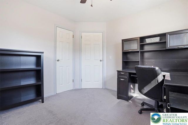 15 Flagler Street, Williams Twp, PA 18042