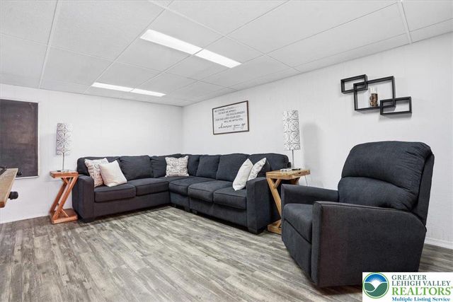 15 Flagler Street, Williams Twp, PA 18042