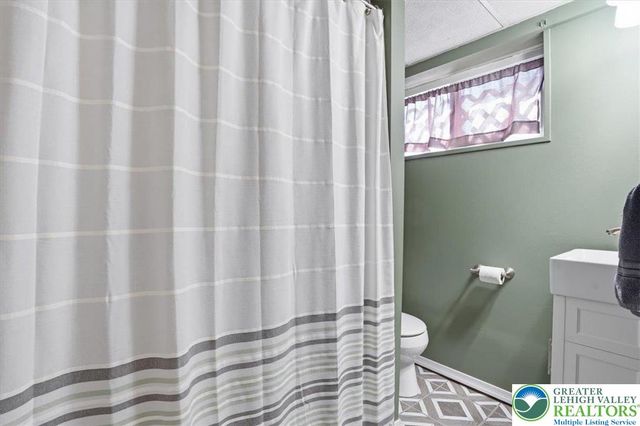 15 Flagler Street, Williams Twp, PA 18042