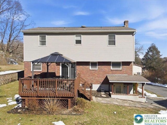 15 Flagler Street, Williams Twp, PA 18042
