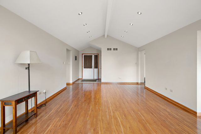 6910 Manchester Drive, Plainfield, IL 60586