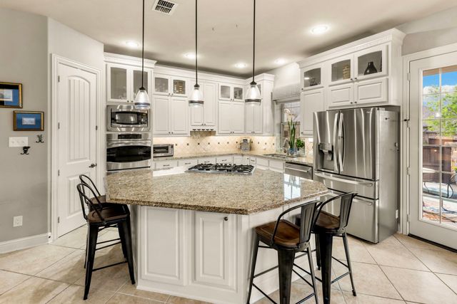 416 Grail Castle Drive, Lewisville, TX 75056