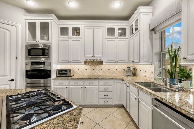 416 Grail Castle Drive, Lewisville, TX 75056