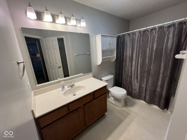 1810 Tourmaline Drive, Westfield, IN 46074