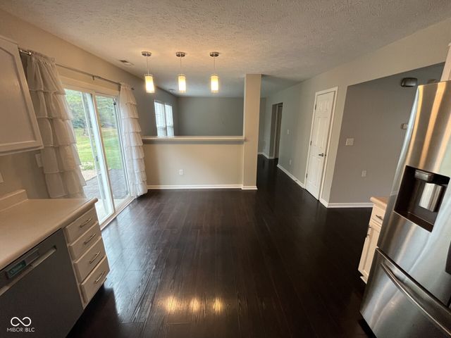 1810 Tourmaline Drive, Westfield, IN 46074