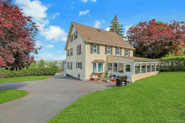 7 Rosetown Road, Tomkins Cove, NY 10986