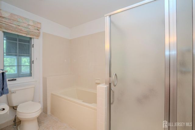 1 Rutland Lane F, Monroe, NJ 08831
