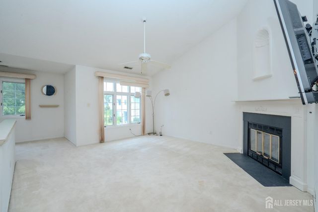 1 Rutland Lane F, Monroe, NJ 08831