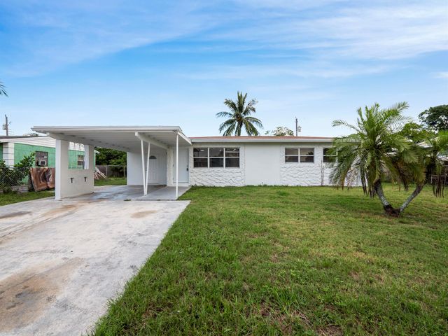 133 NW 14th Avenue, Boynton Beach, FL 33437