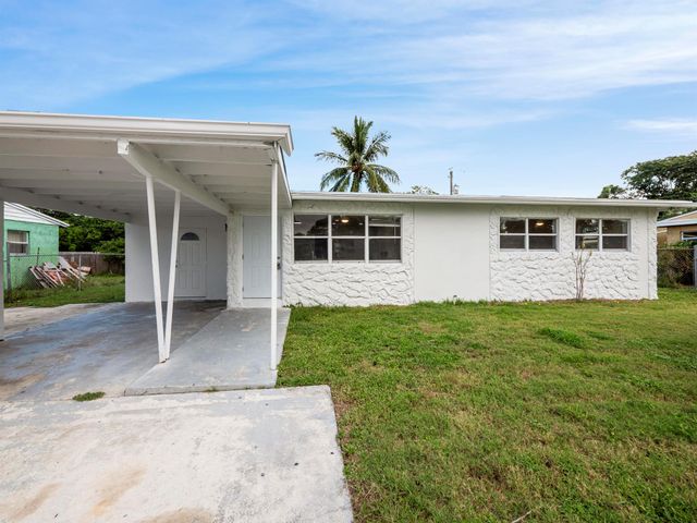 133 NW 14th Avenue, Boynton Beach, FL 33437